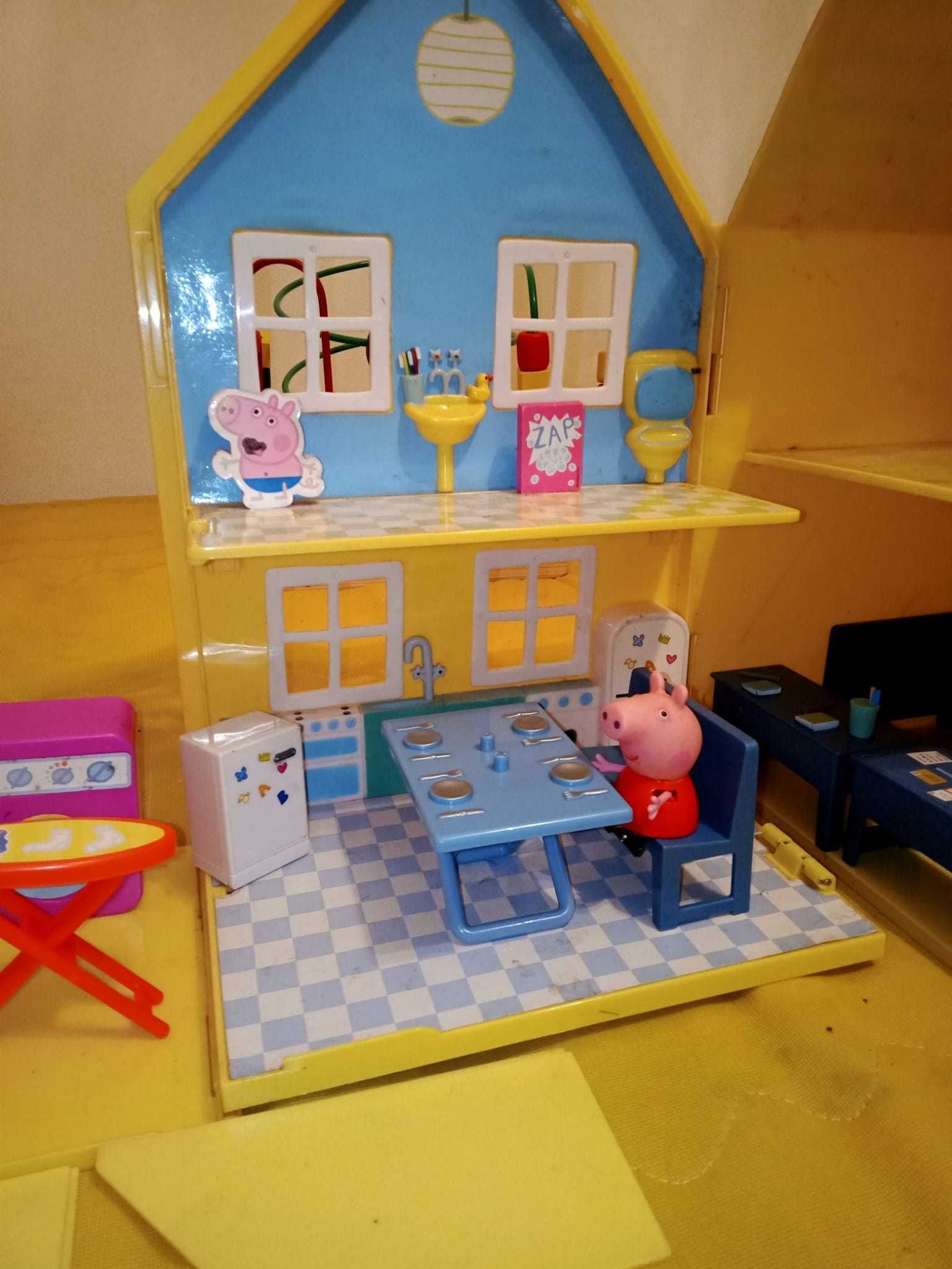 Jucarie Peppa pig Casa play house cu figurine george