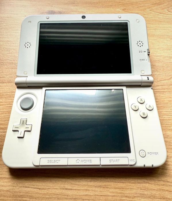 Nintendo 3ds XL/LL urgent negociabil