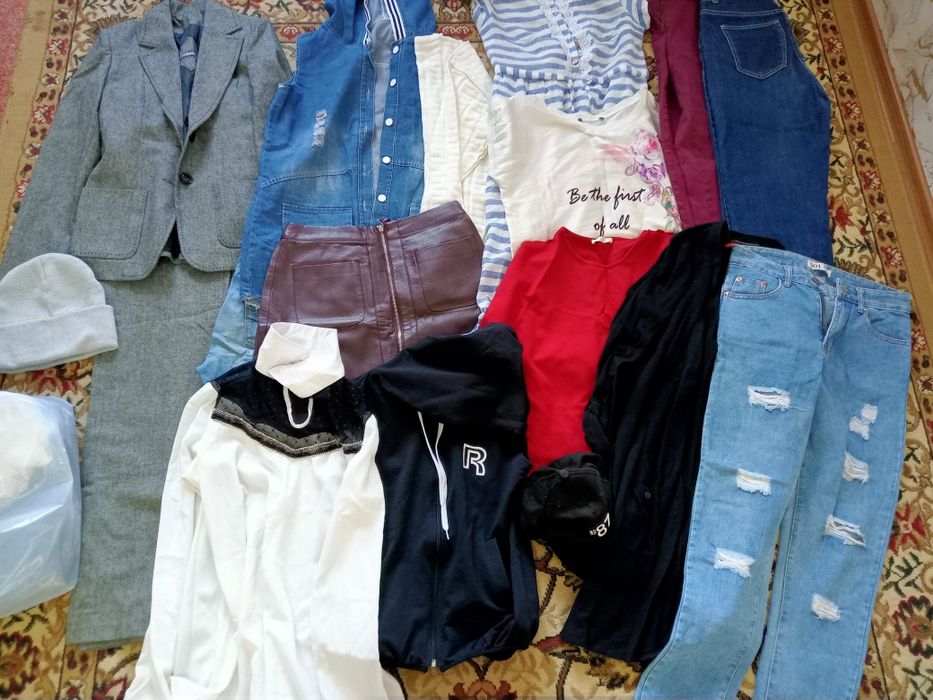 Женская одежда отдам