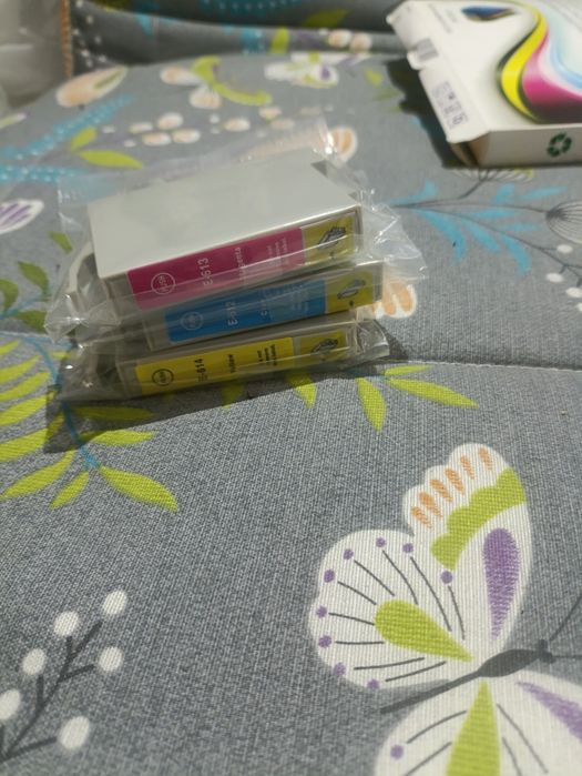 Cartuse cerneala e612, e613, e614 sigilate