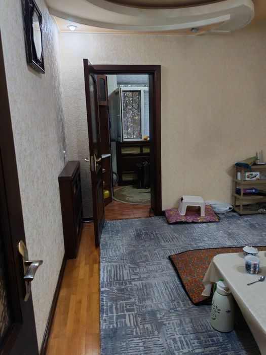 Продаю Срочно 4/2/5 Юнусабад 19 евро ремонт. 2ой зал. 87000 уе.