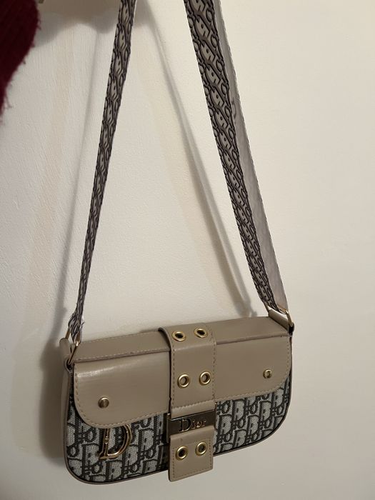 Дамски чанти Dior