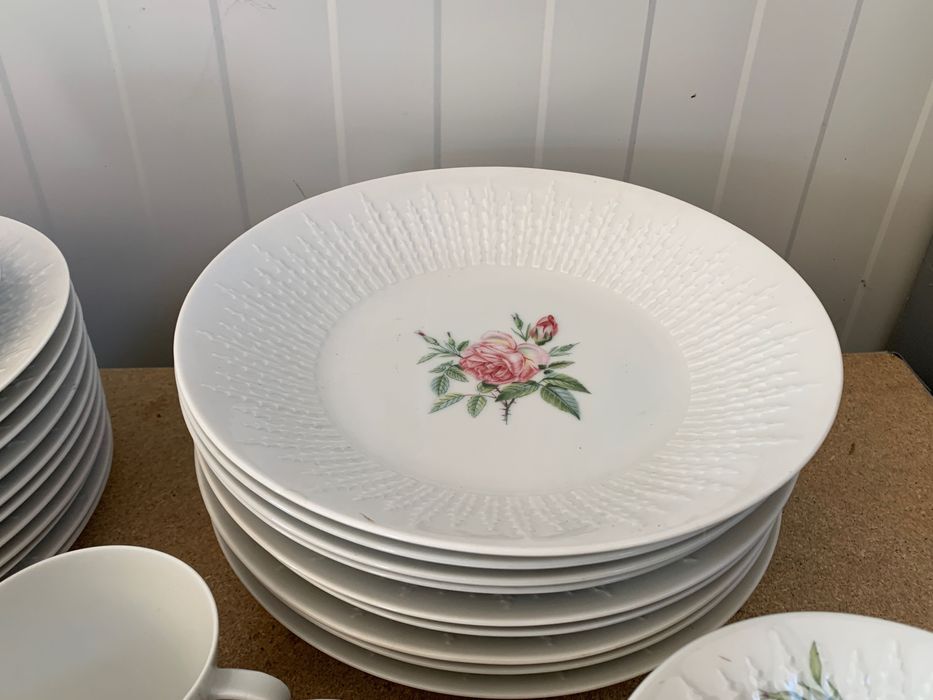 Hutschenreuther - Exzellenz - Rosita порцеланов сервиз