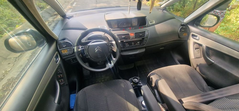 Vând Citroen C4 1.6 HDI