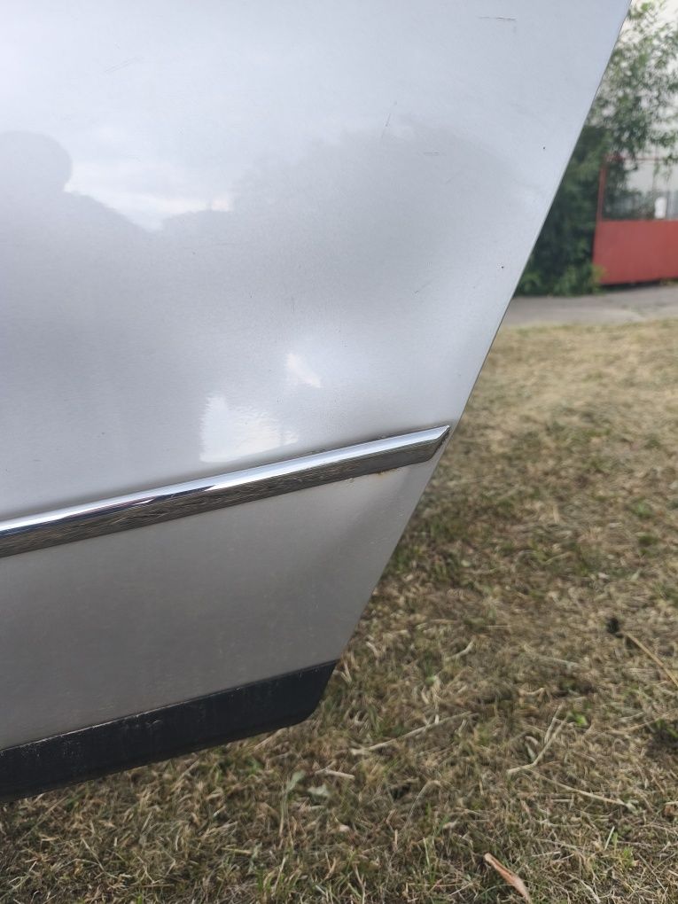 Ușă portieră stânga spate Volkswagen Passat B6 break variant
