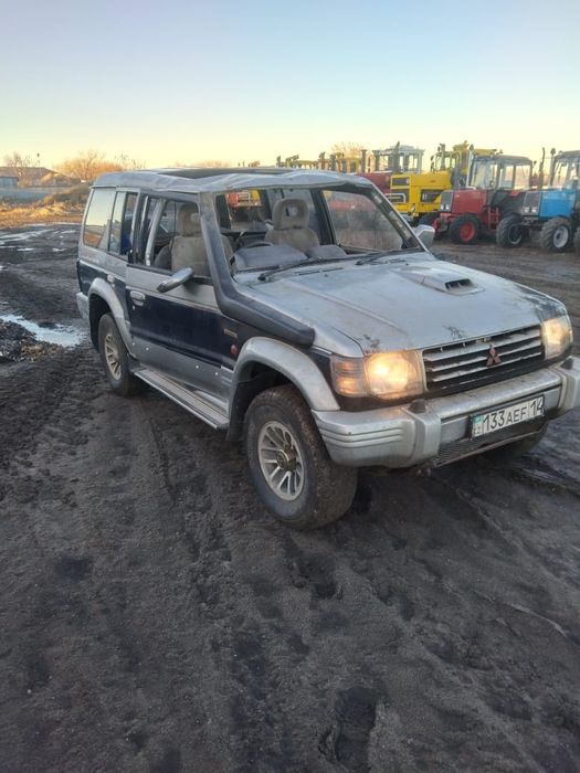 Продам Паджеро 2