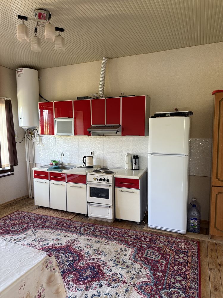 Dacha baseym yotoq hona hama sharoyitlari bor pasdan kotta suv bor 120