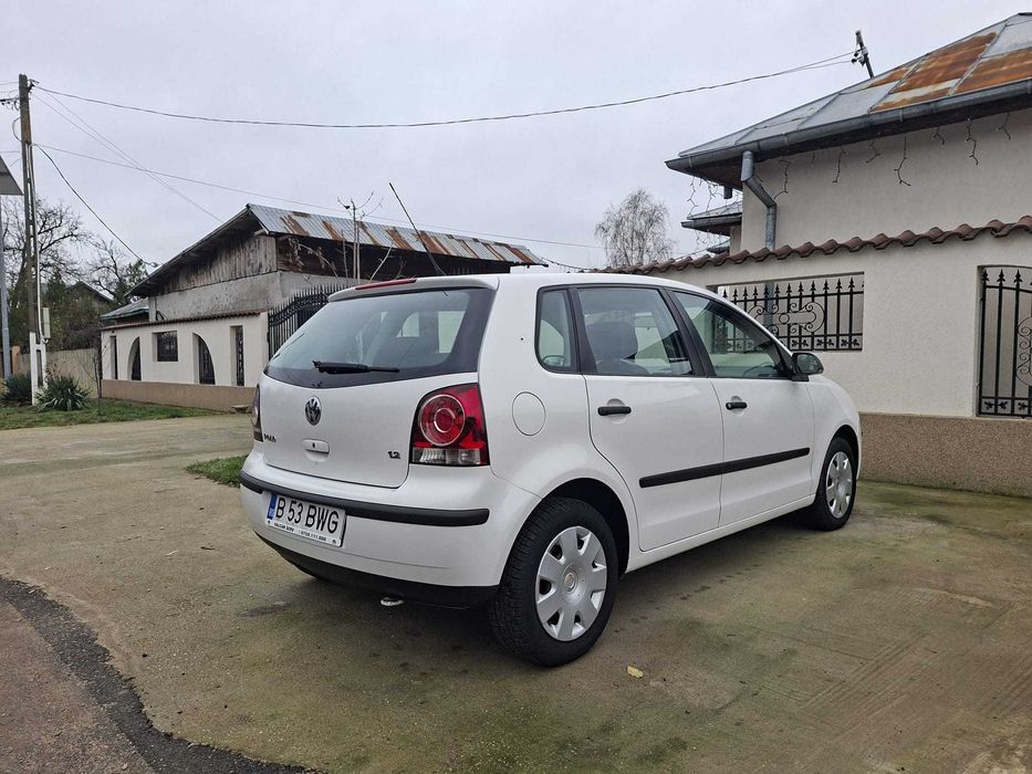 VW Polo facelift 2007-Benz.12/12V. Provenienta Ro .110000km!Pret 1700E