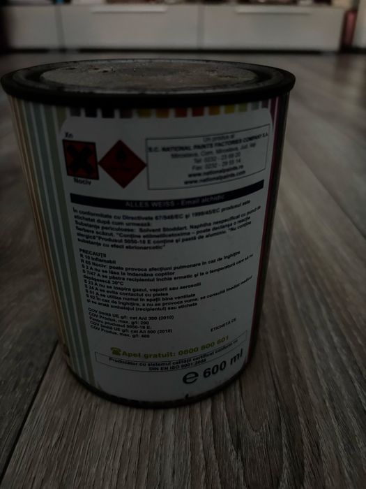 Vopsea Alles Weiss, culoare galben