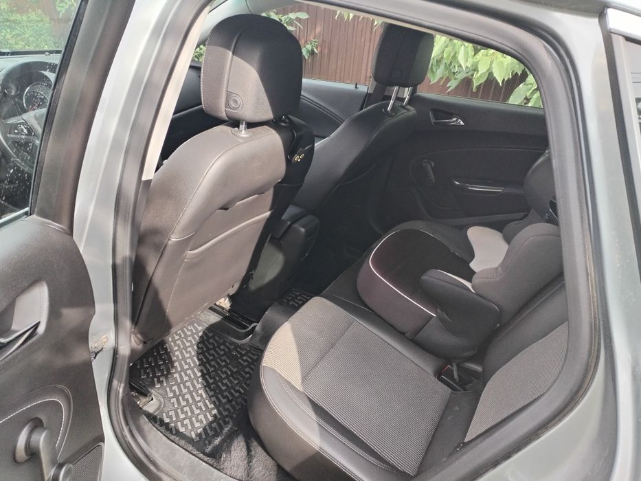 Opel astra J 2011