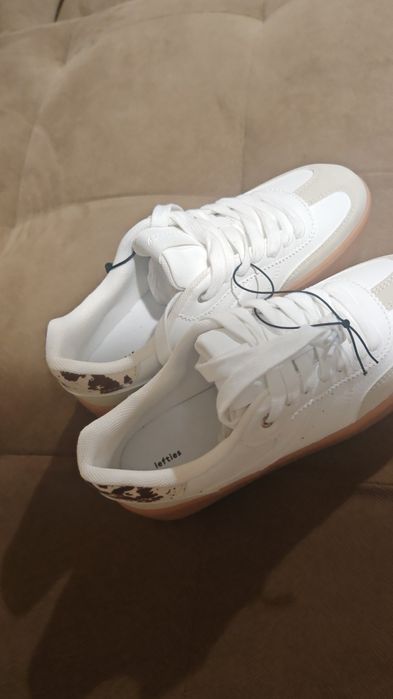 Adidas lefties noi
