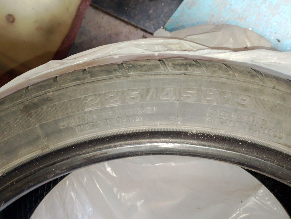Летние шины. 225/45/19