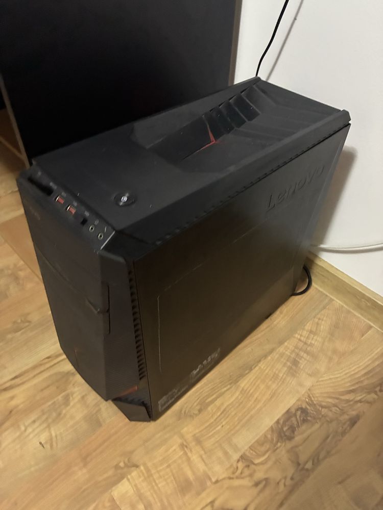 Pc gaming de buget tastatura si mouse inclus