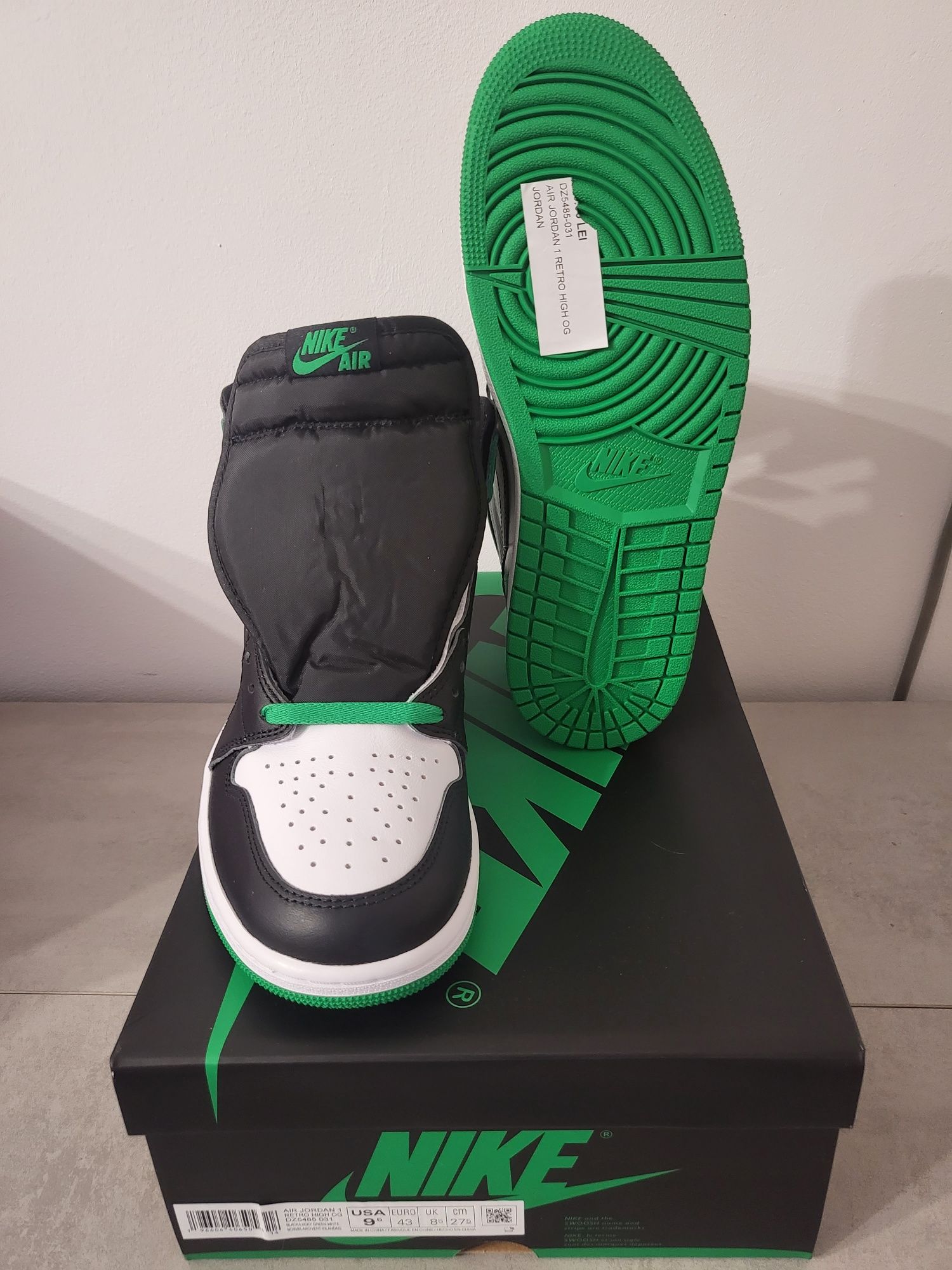 Jordan 1 Retro High OG Lucky Green