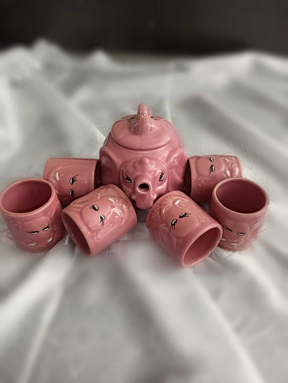 Set ceainic + 6 canite roz model elefant
