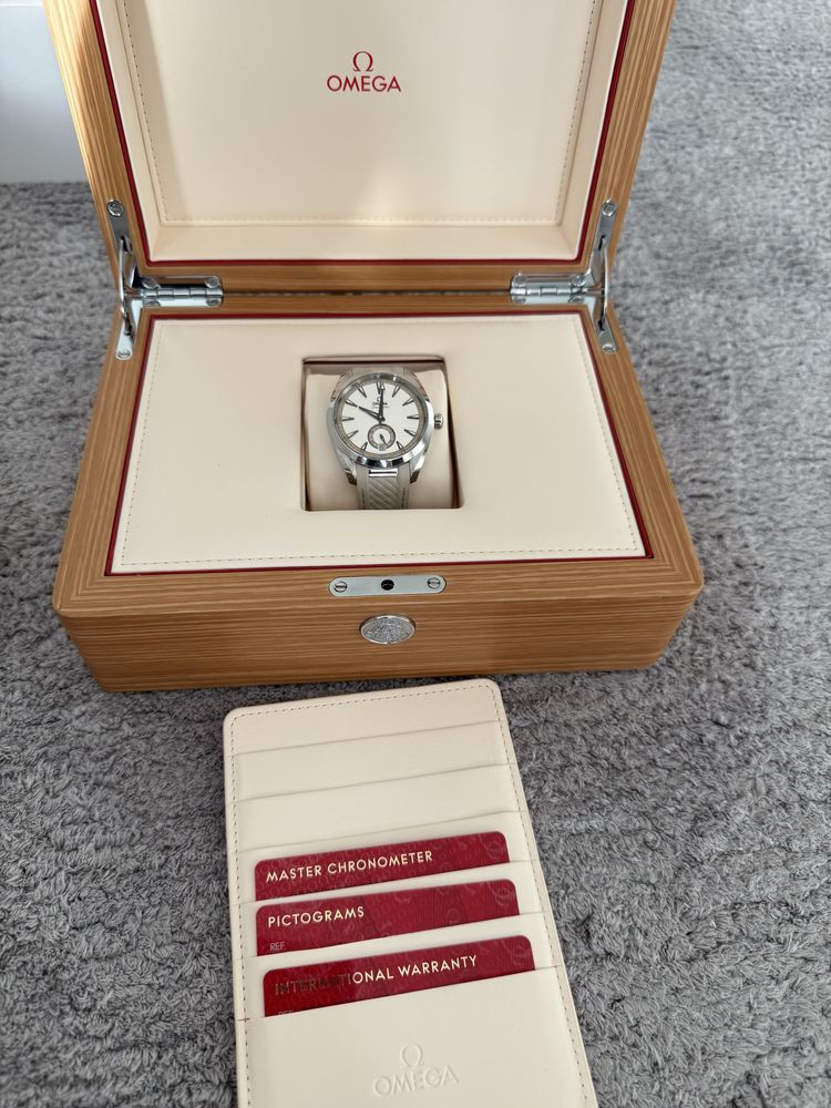 Омега seamaster aqua terra