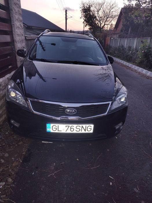 Vand Kia Ceed 2010 1.4  90 cai  model facelift