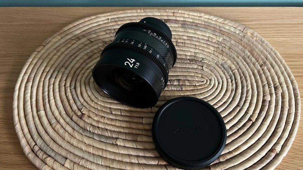 Професионален кино-обектив Xeen CF 24mm T1.5 (Canon EF)