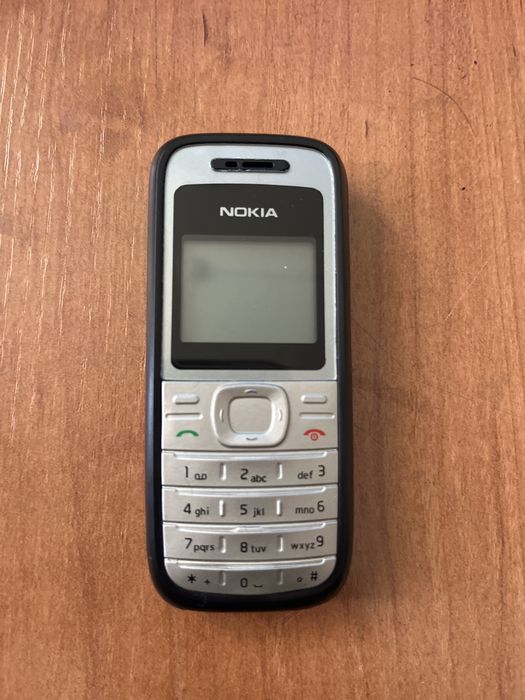 Nokia простой новый