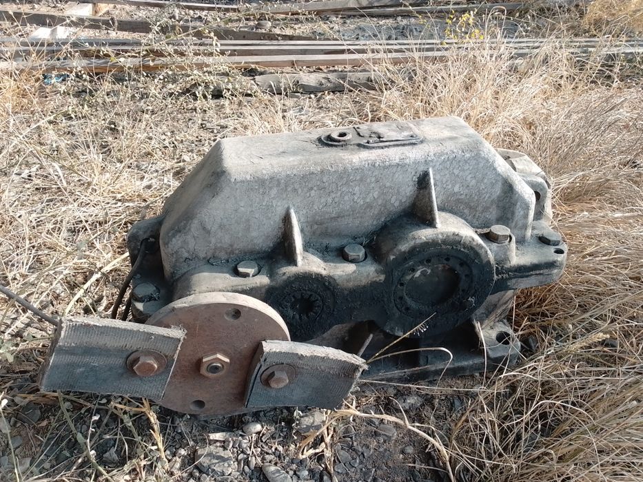 Редуктор сотилади