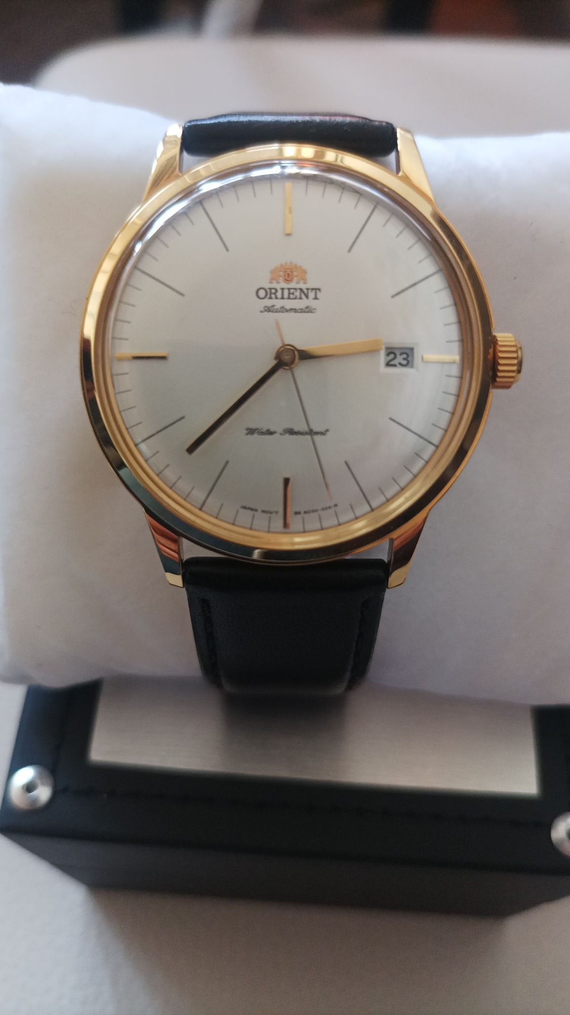 Продавам японски автоматичен часовник Orient