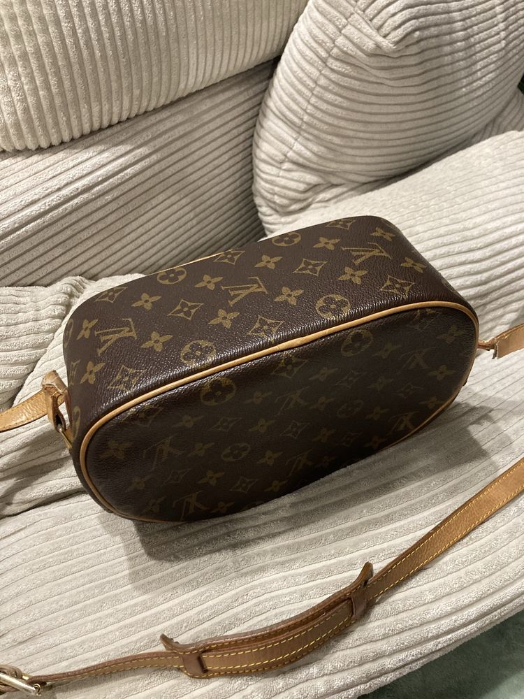 Louis Vuitton Pre-Owned