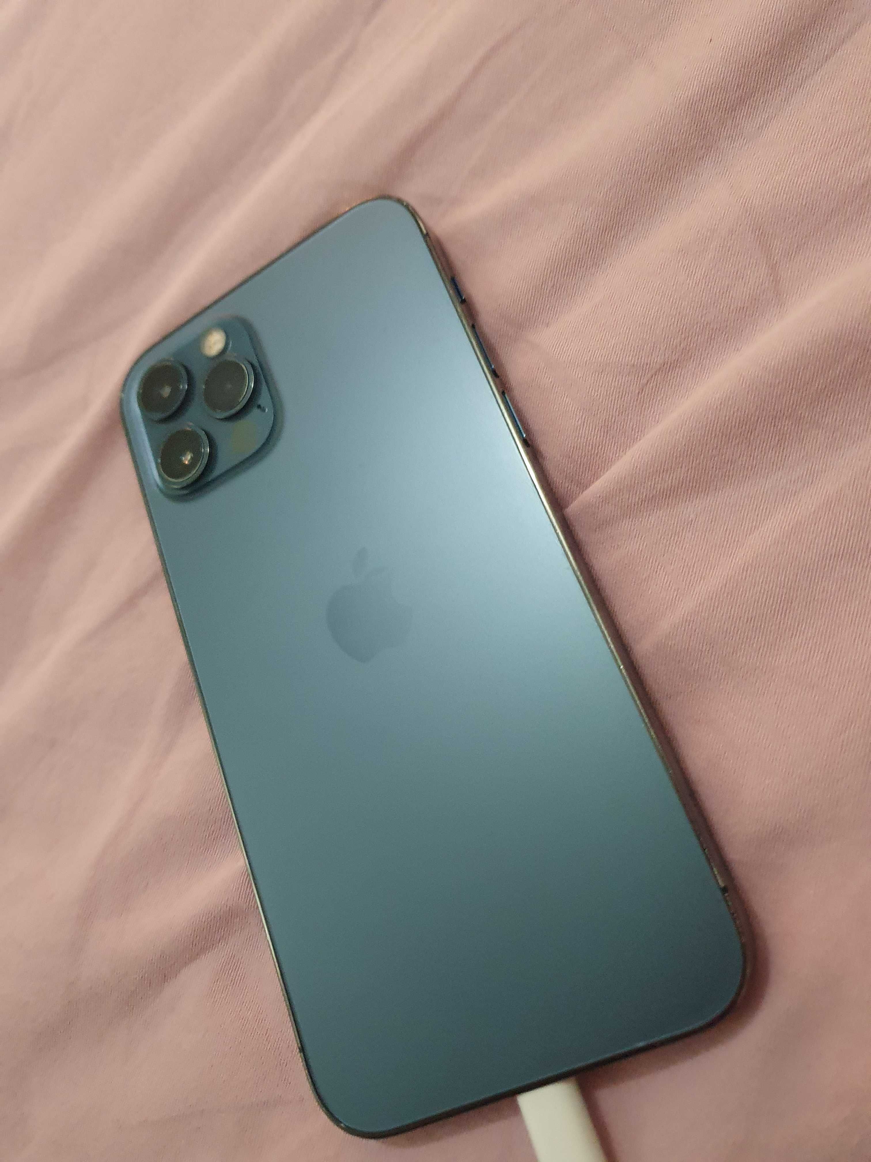 iPhone 12 pro  синий