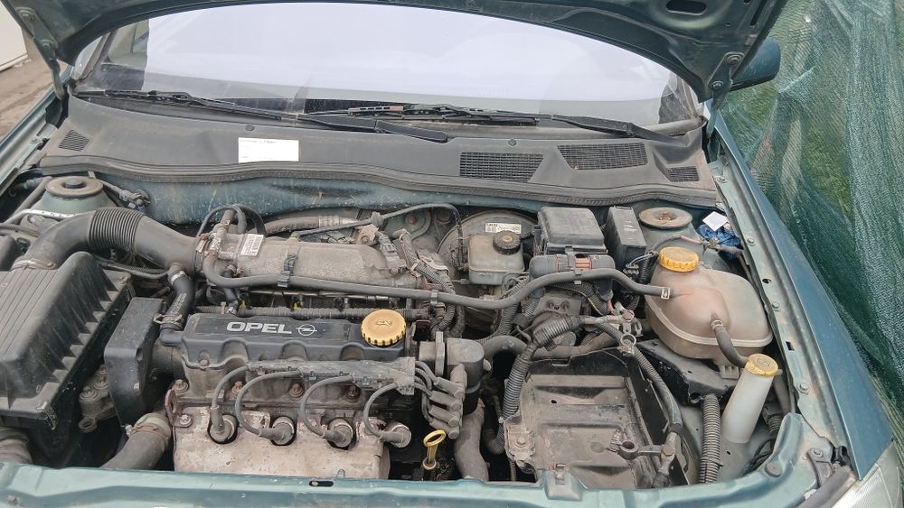 Vând masina Opel astra