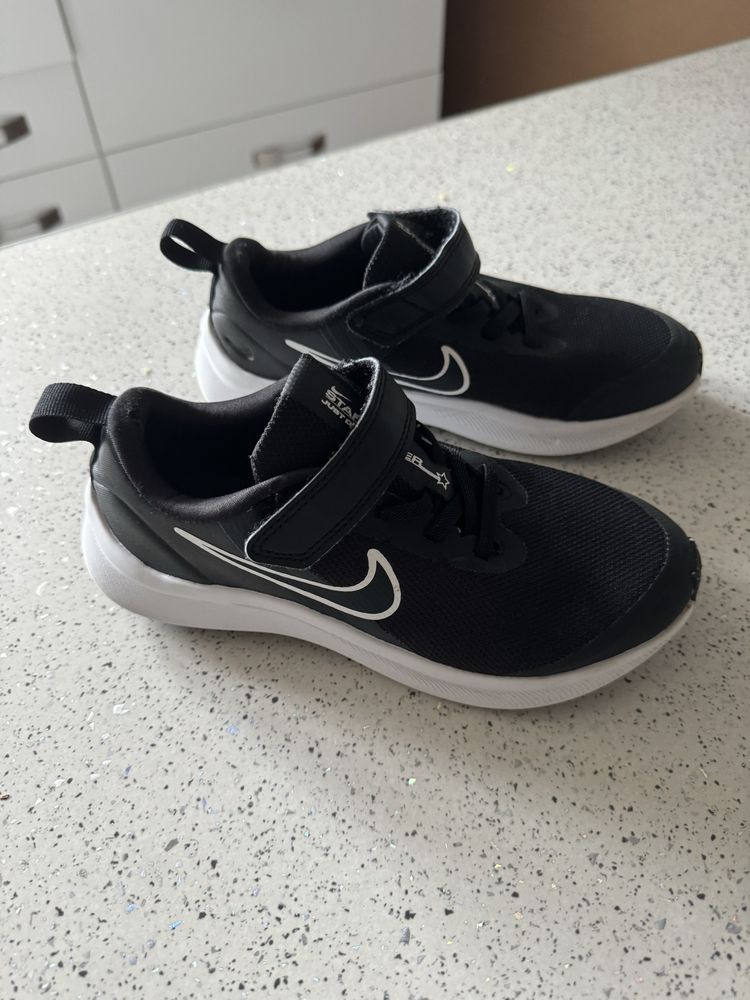 Adidasi Nike Copii Nr 32 ( 20 cm ) ca Noi Pret 70 lei