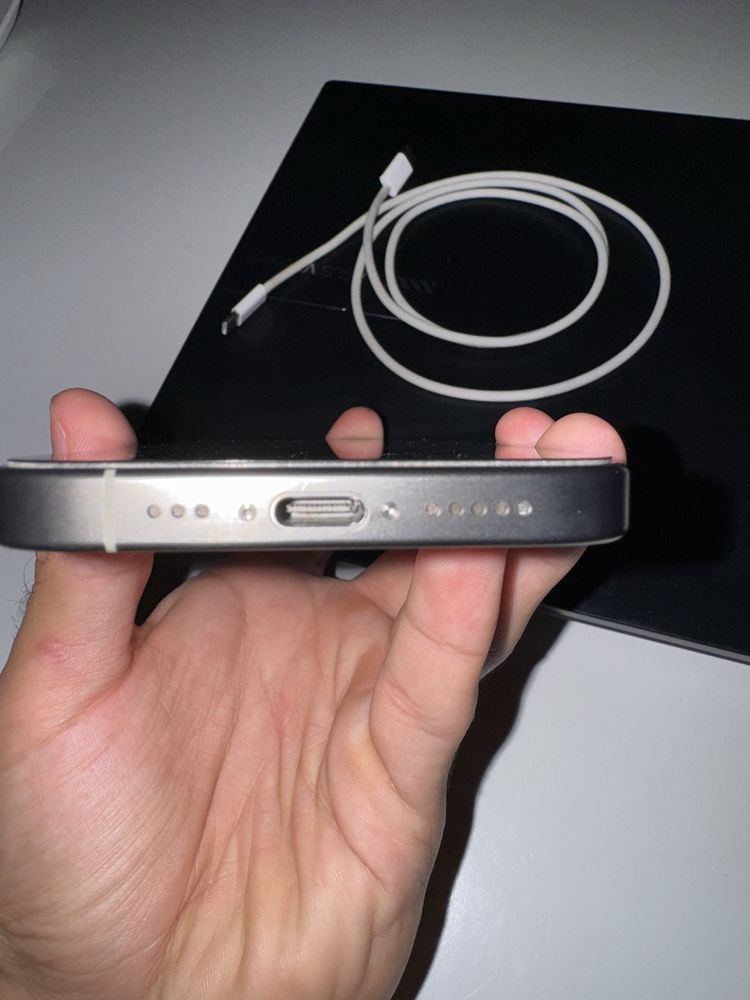 Iphone 15 pro ideal, 100% yomkost