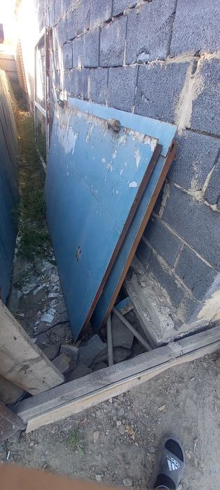Ворота гаражные.