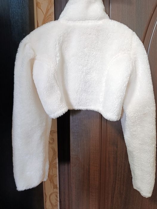 Продаётся шубка,балеро.