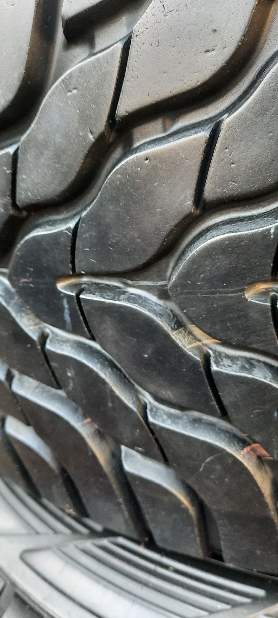 4 броя 285 55 18 Yokohama Pirelli 10mm