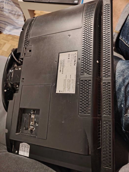 Телевизор  Crown