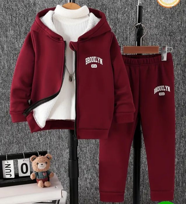 Спортивный костюм утеплённый