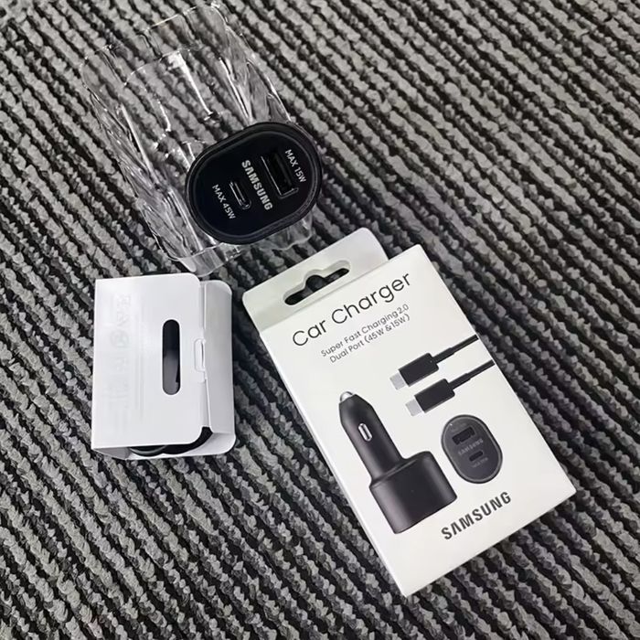 Зарядно за кола Samsung