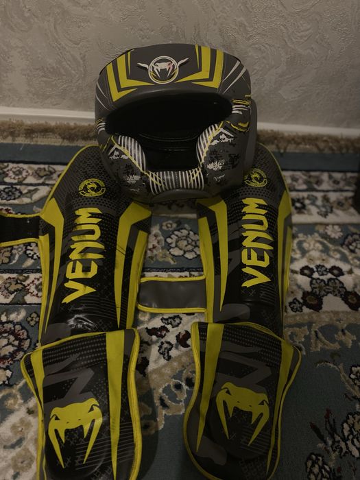 Почти все новый.