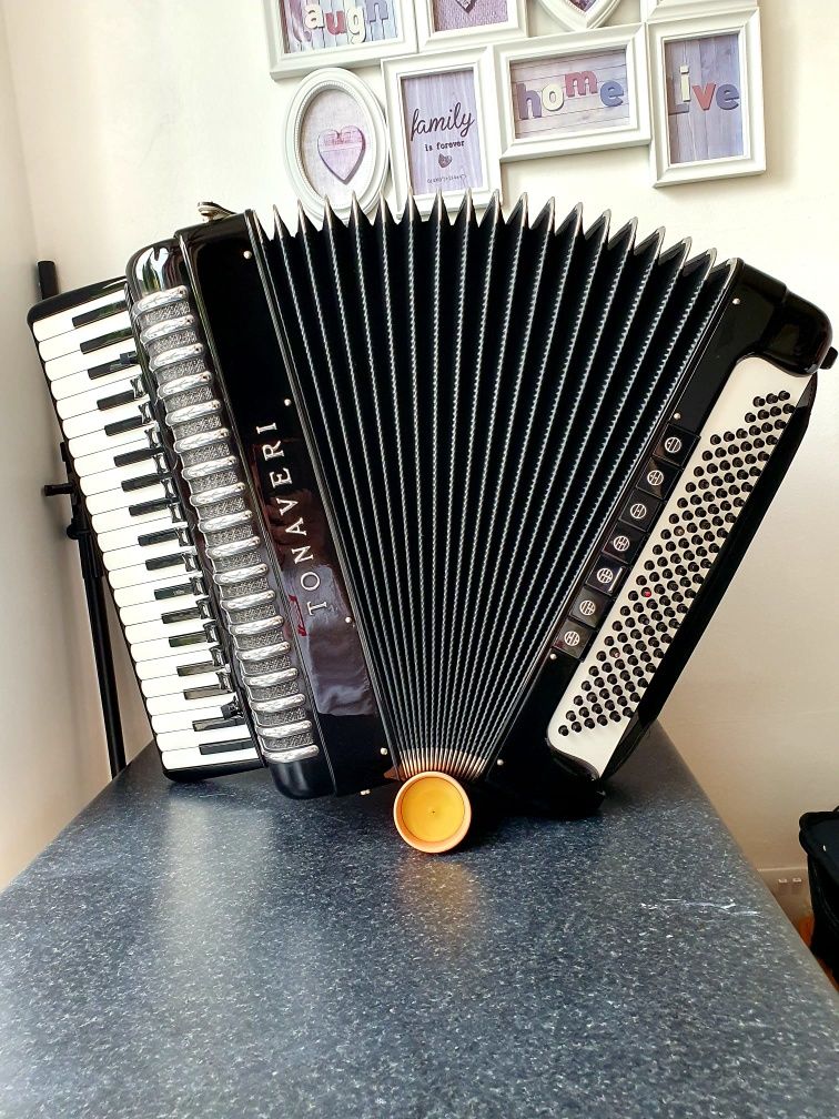 Acordeon morbidoni tonaveri