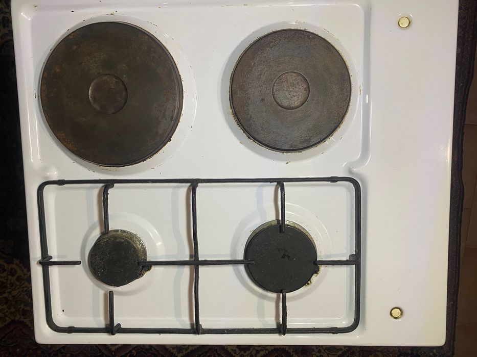 Продавам готварска печка