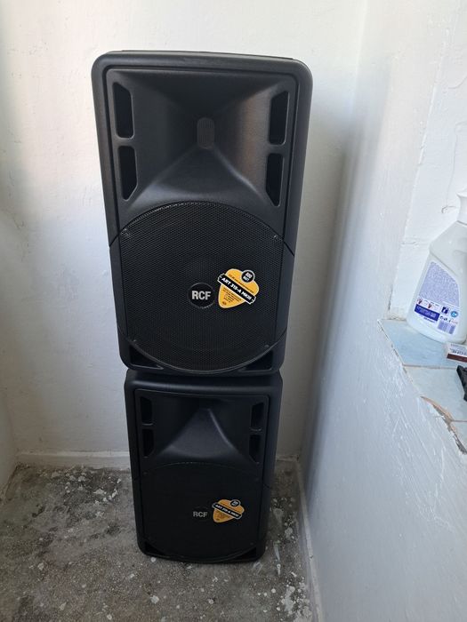 Boxe Rcf Art 315-A MK lll difuzor pe 15 inch 800watt +2stative și huse