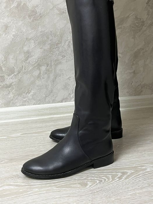 Продам демисезонние сапоги