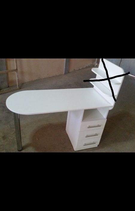 Маникюрный стол ( стол для маникюра)