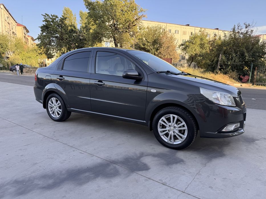 Nexia 3 Automatic GK2 Color 2017 Yil Probeg 127000