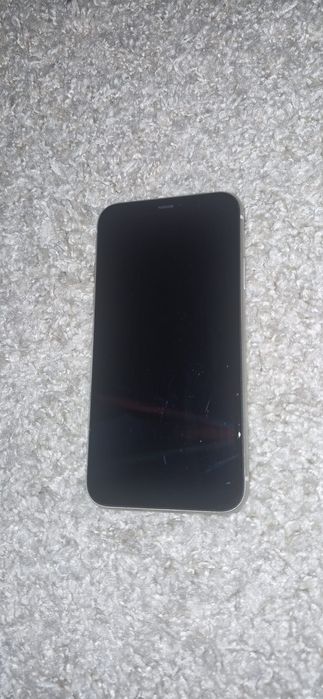 iPhone 11  -  64gb  -  81%