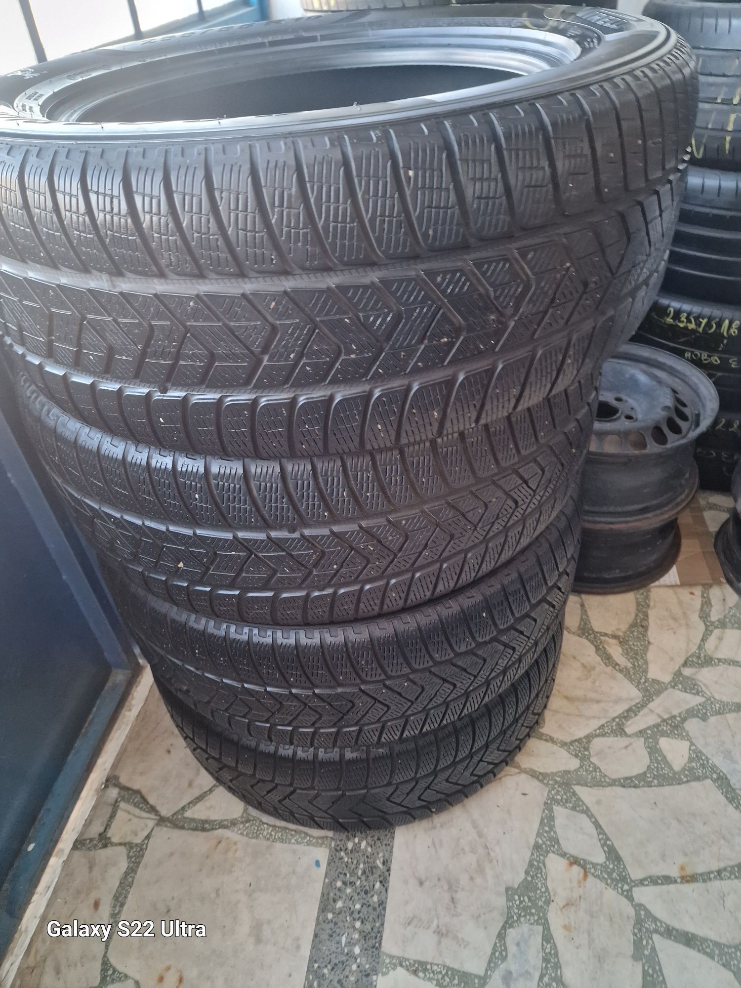 265 45 20 Замъка Ямбол 295 40 20 Pirelli