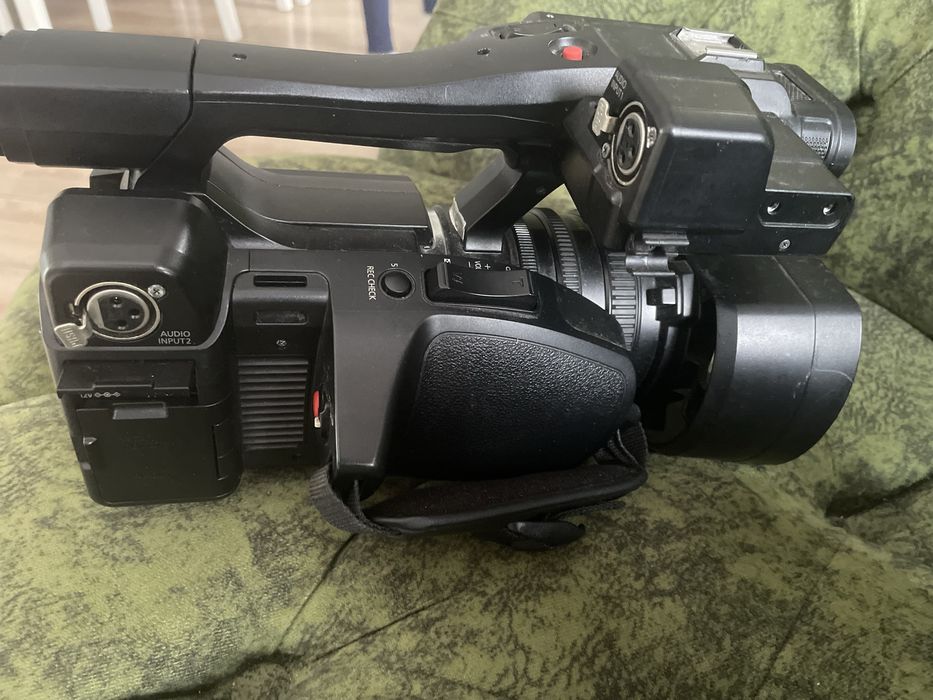 Cameră video profesională Panasonic AG-AC30 Full HD