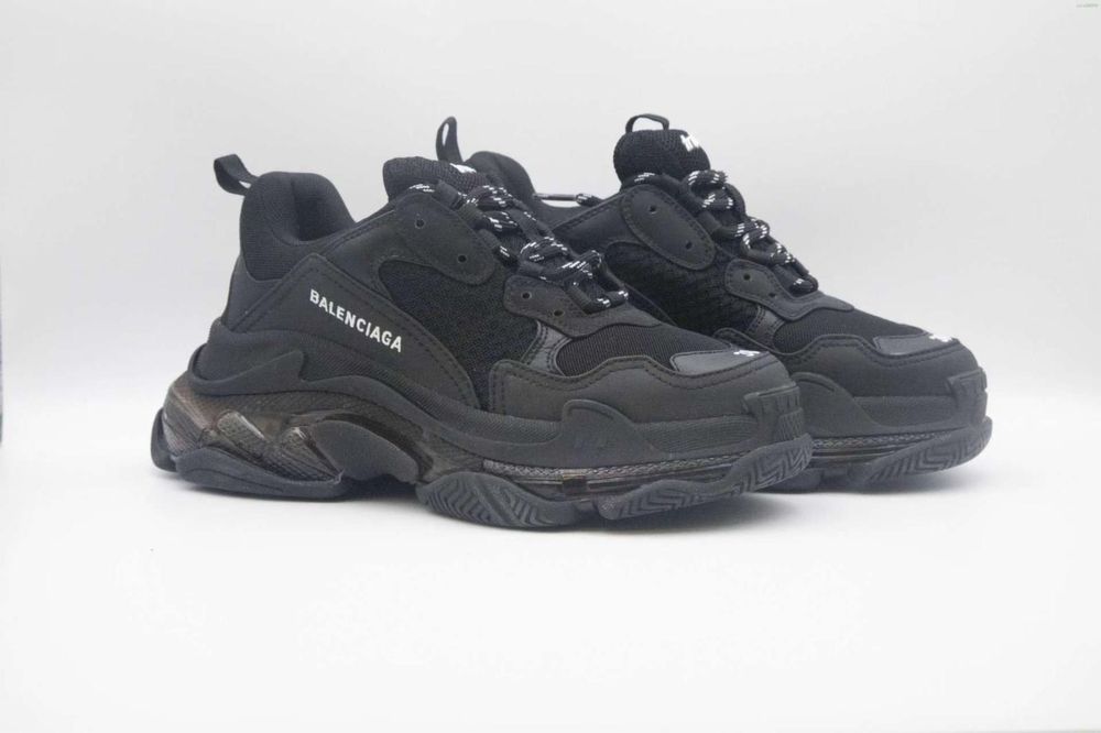 Reducere!! Balenciaga triple S AIR. marimea 38