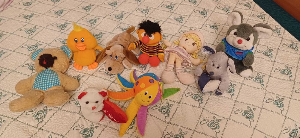 Продавам плюшени играчки