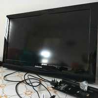 Продаётся телевизор samsung 32 дюйма LCD