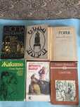 Книги най-различни на добра цена